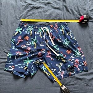 CHUBBIES MEN SWIMMING SHORTS MEDIUM WORN A FEW times 5" INSEAM